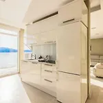 וילה Cama