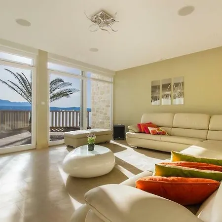 Cama Villa Posedarje